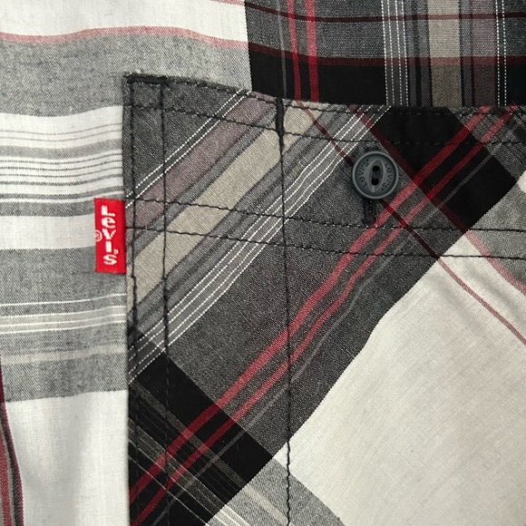 Levi’s Men’s Size L Long Sleeve Button Down Plaid Shirt - Picture 5 of 12